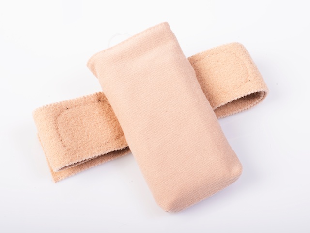 What are the MiniMed Pump Pouch dimensions for pouches for insulin pumps?